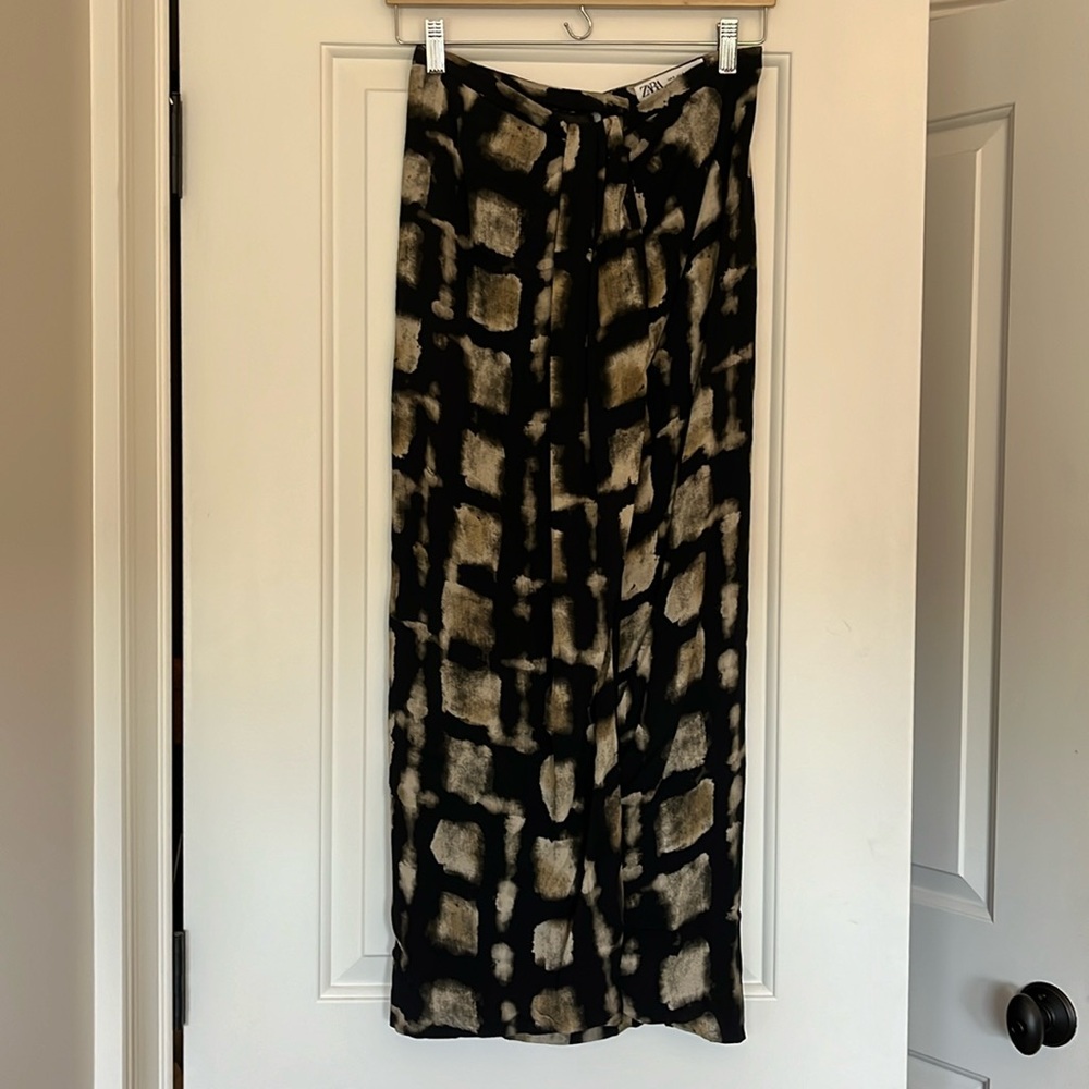 Zara Tie Knot Skirt